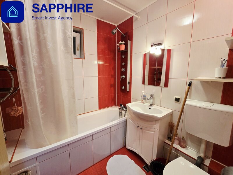 Crangasi, Constructorilor.